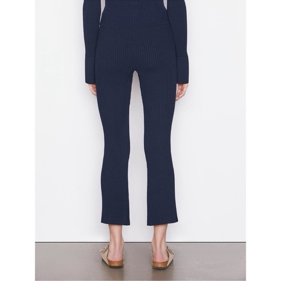 FRAME Ribbed Crop Kick Knit Flared Sweater Pant in Navy Sz. Small - Picture 5 of 11